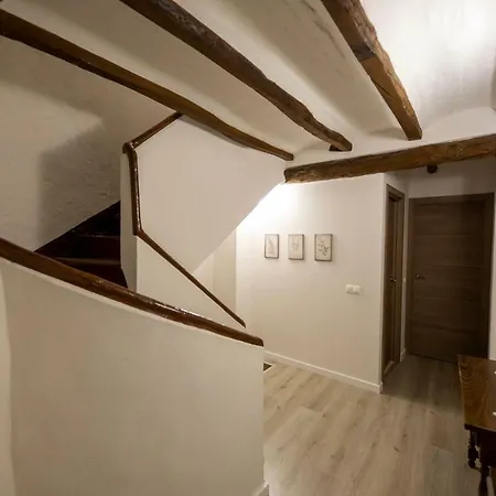 Pradas * 蒙塔尼约斯